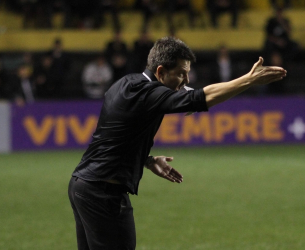 Argel destaca a postura dos atletas