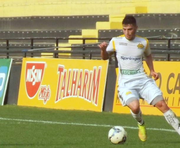 Atacante renova com o Tigre