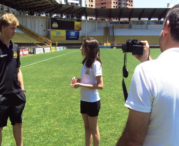 Atletas da base participam de programa esportivo na web