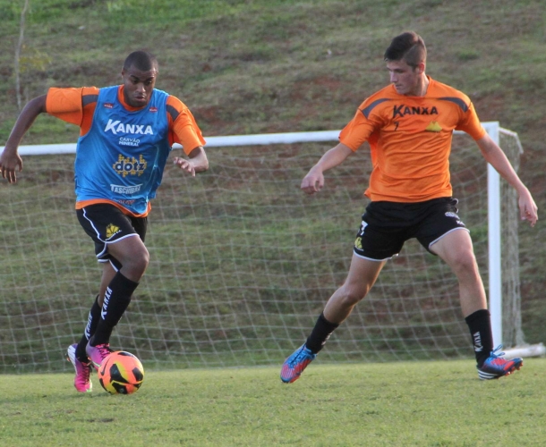 Atletas do Tigre se reapresentam no HH