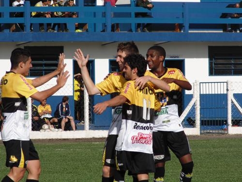 Base do Tigre vence duas vezes o Juventus
