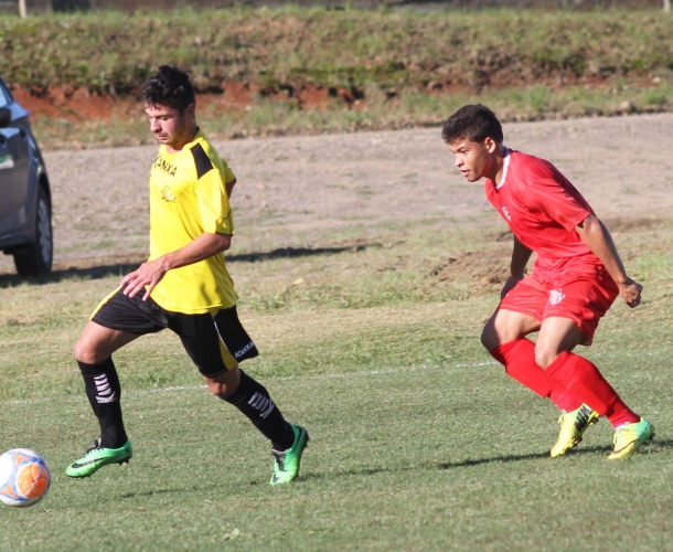 Base tricolor encara o Atlético de Ibirama