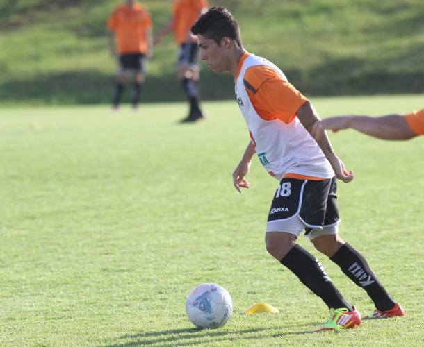 Bruno Lopes renova com o Tigre