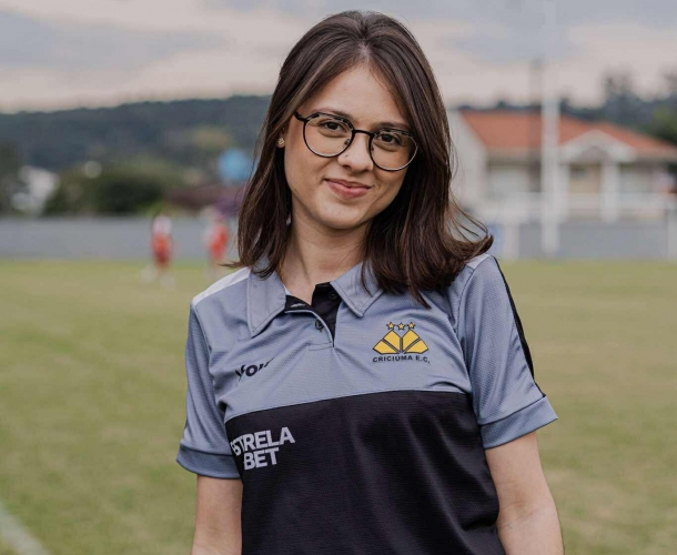 Clube apresenta nova profissional para o departamento médico