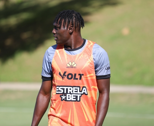 Com novidades, Tigre faz treino técnico e tático