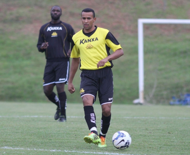 Confiante, Serginho comemora mais uma vitória