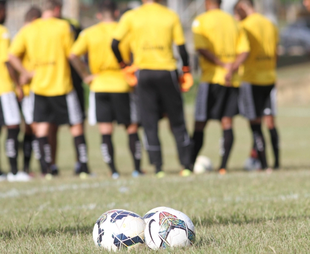 Convocação de jogadores para domingo