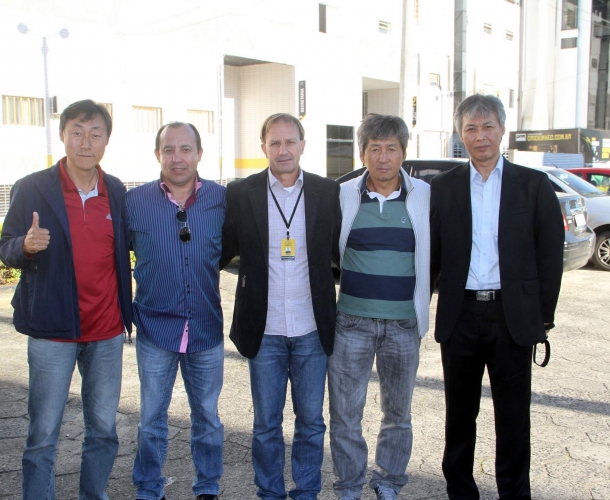 Coreanos visam parceria com o Tigre