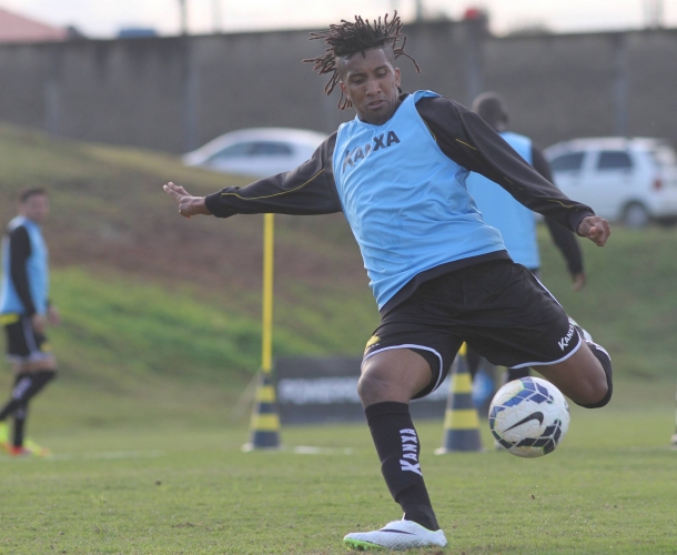 Cortez está ansioso para voltar a jogar