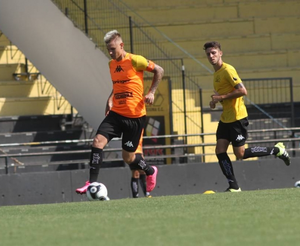 Criciúma abre Catarinense contra o Avaí