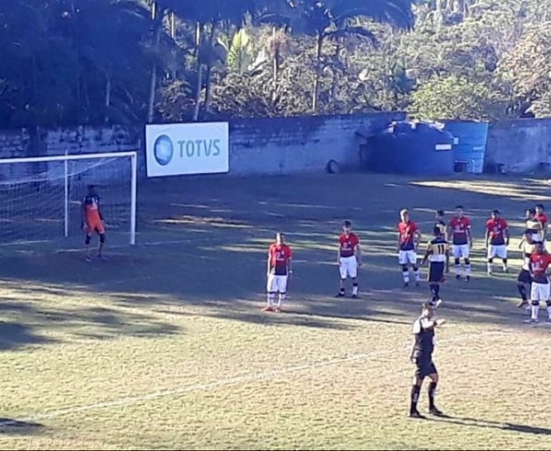 Criciúma e Joinville empatam no Sub-15 e Sub-17