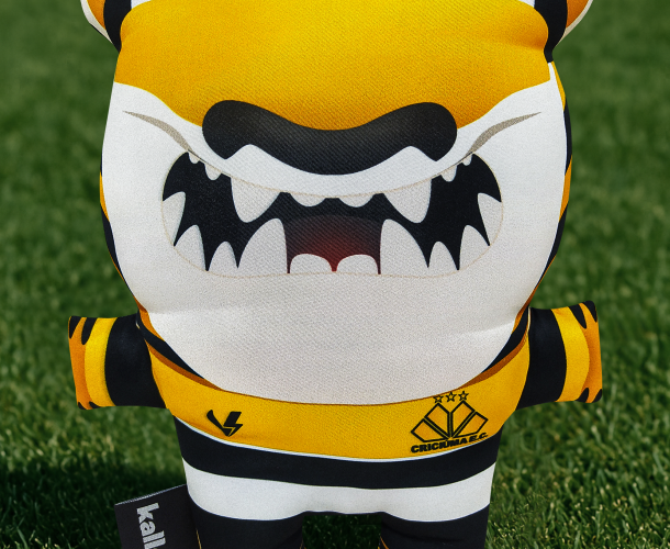 Criciúma e Loja Kalls firmam parceria de licenciamento para lançamento de almofadas do Tigrão