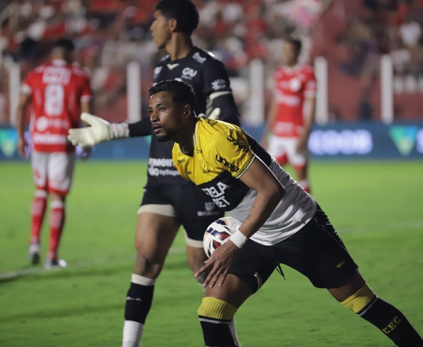 Criciúma empata com o Vila Nova no OBA e volta a liderança