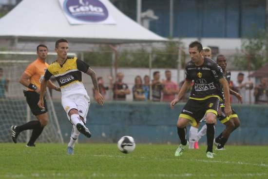 Criciúma empata em Brusque