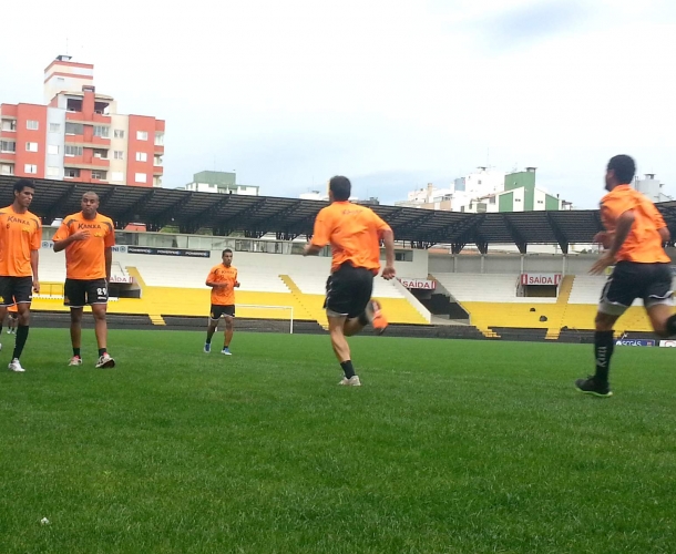 Criciúma faz trabalho de recuperação