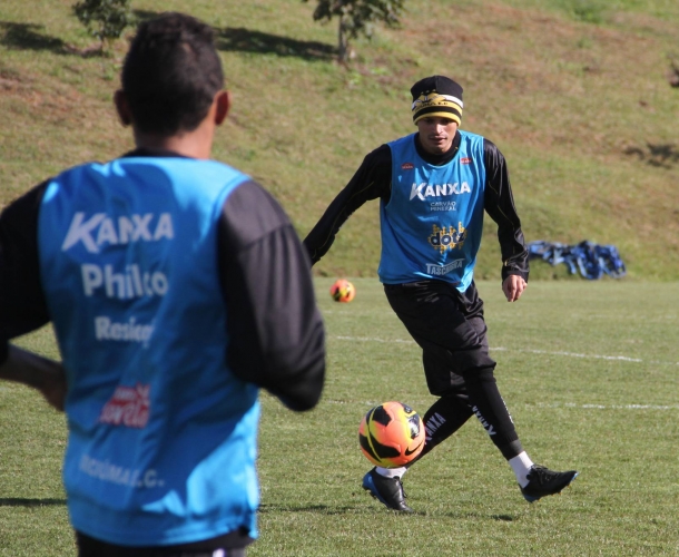 Criciúma faz treino tático