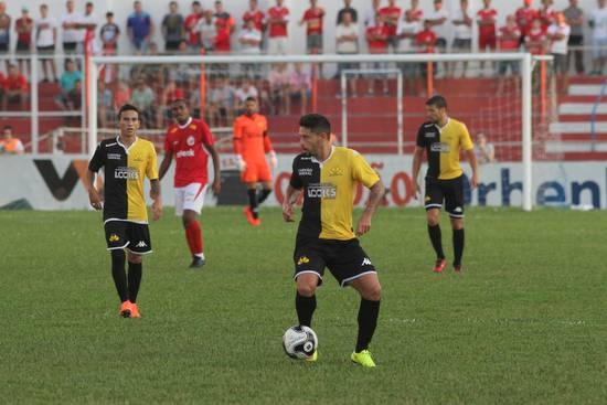 Criciúma perde em Lages