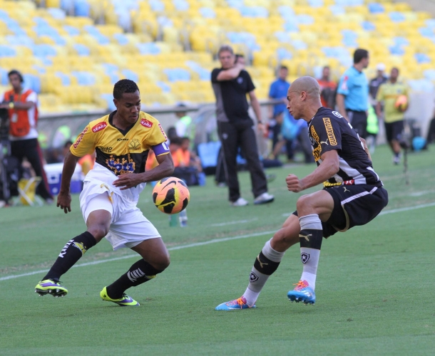Criciúma perde para o Botafogo