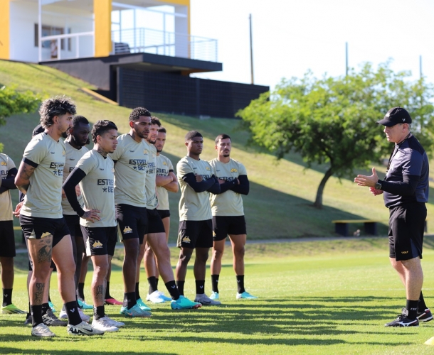 Elenco se reapresenta para a 34ª rodada