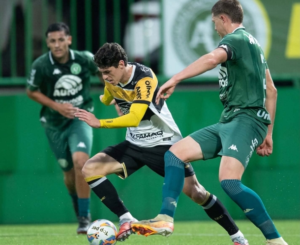 Empate no jogo de ida da semifinal do Catarinense Sub-20