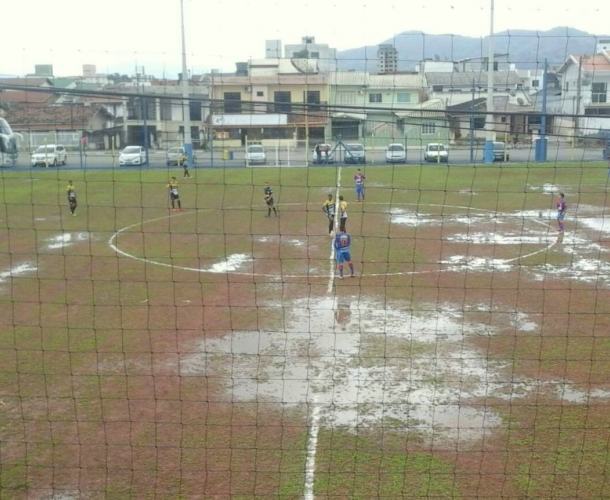 Equipe Sub-17 vence o Marcílio Dias