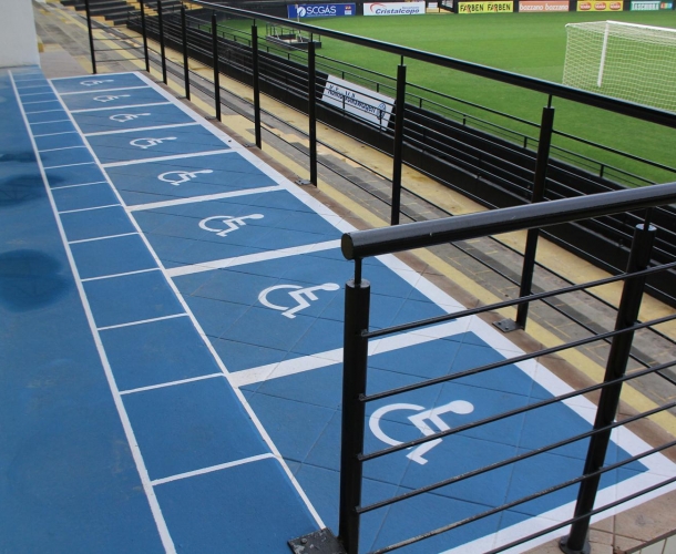 Espaço para cadeirantes é revitalizado