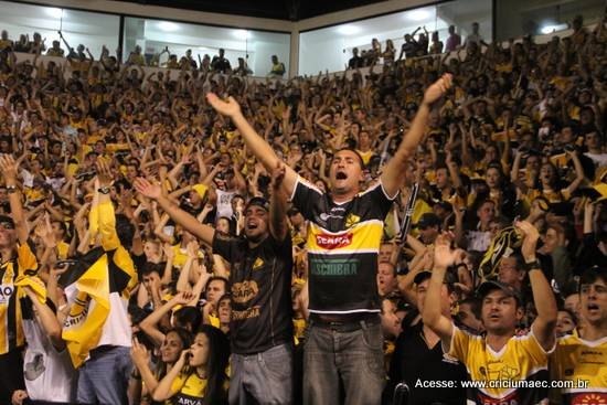 Espetáculo da torcida tricolor