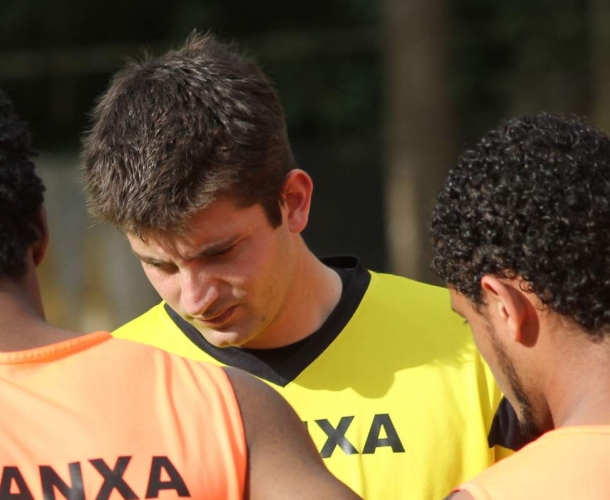 Galatto focado no duelo com o Goiás