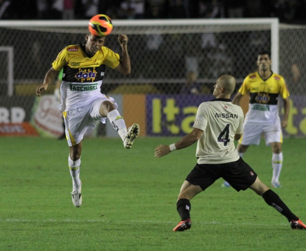 Ivo acredita em evolução do Criciúma