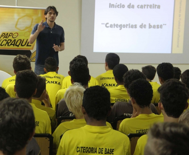 Matheus passa ensinamentos no Papo de Craque