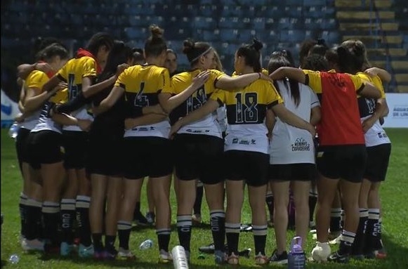 Meninas vencem, mas não avançam na Ladies Cup 