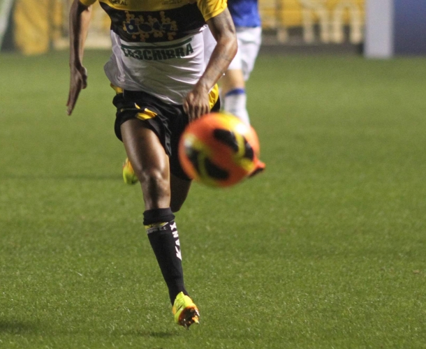 Muda a data de jogo do Tigre