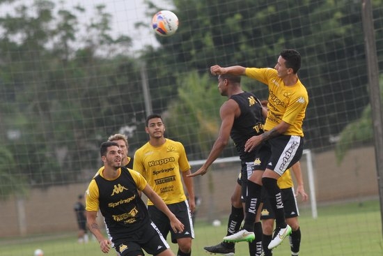 No CT, Tigre realiza treino técnico tático