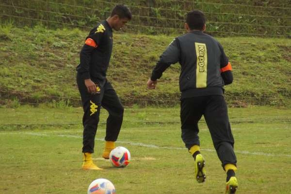 Petkovic comanda treino 