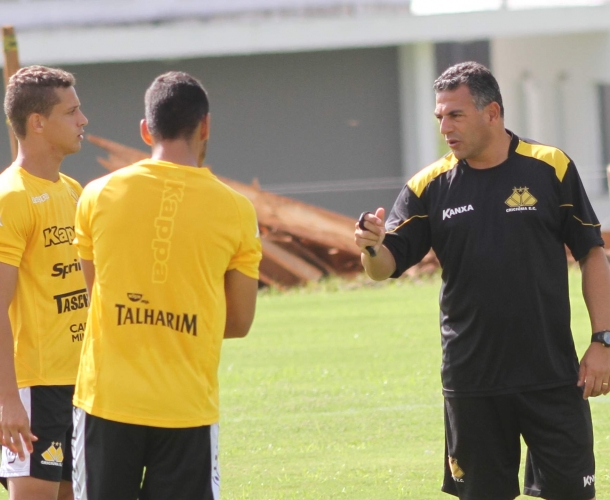 Relação de atletas para enfrentar o Figueirense