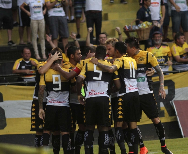 Relação de atletas para enfrentar o Marcílio Dias