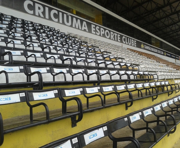 Retificação: Tigre coloca cadeiras do majestoso à venda