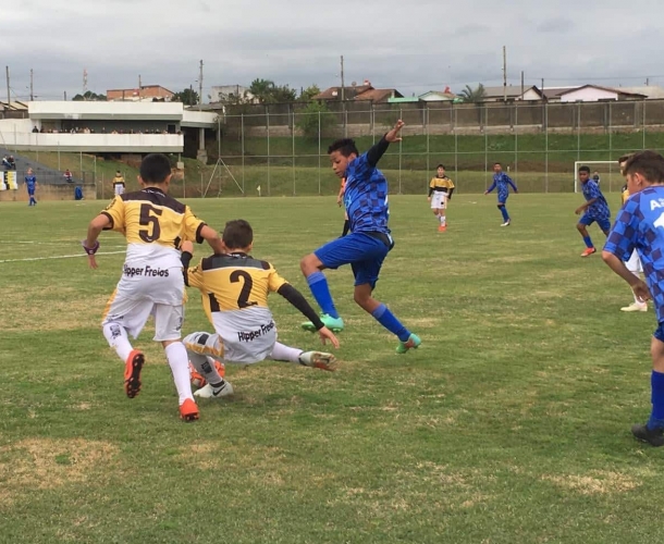 Sub-12 vence e Sub-13 é derrotado no CT