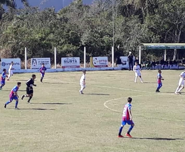 Sub-13 duela com o Marcílio por uma vaga na semifinal