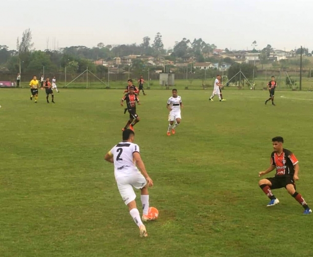 Sub-15 vence e Sub-17 empata no Catarinense