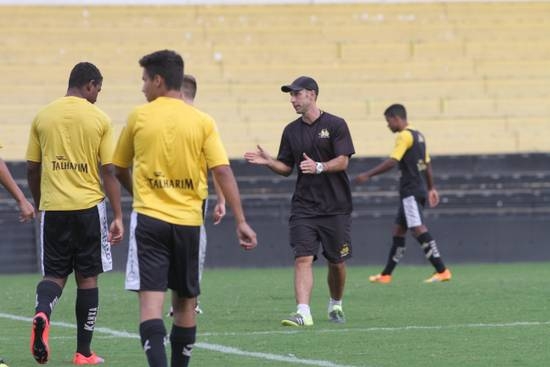 Sub-17 estreia na Copa do Brasil 