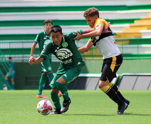 Sub-17 vence e Sub-15 tem resultado negativo em Chapecó