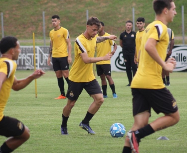 Sub-20 entra na reta final de preparação para a Copa SP 