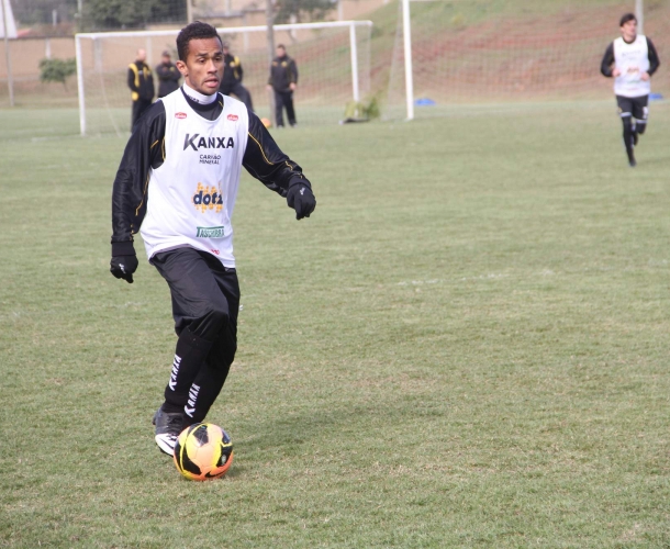 Sueliton quer bom resultado contra o Grêmio