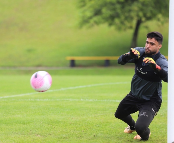Tencati faz novo treino tático no CT