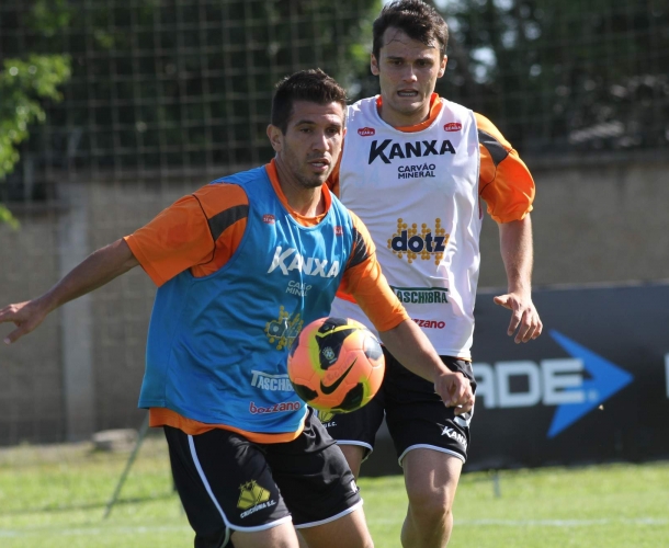 Tigre faz treino finalização