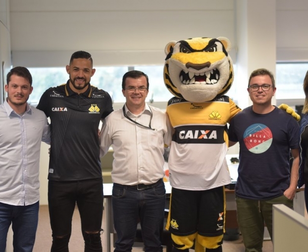 Criciúma firma parceria com a Thomson Reuters