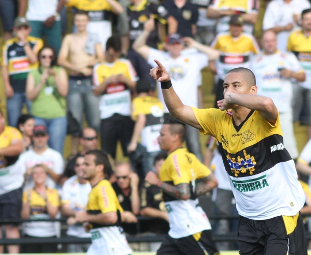 Tigre joga bem e vence o Vasco