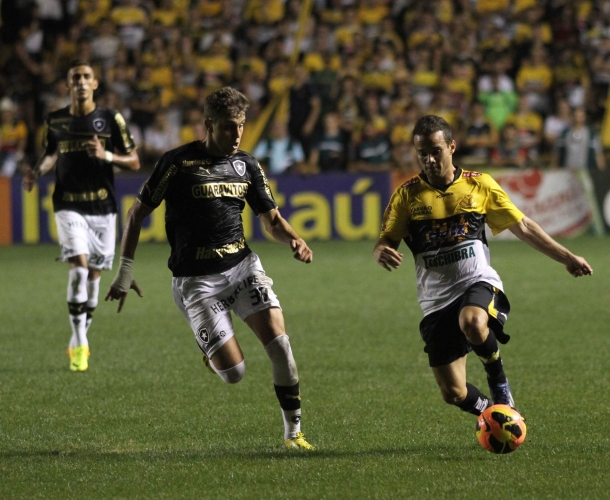 Tigre perde para o Botafogo