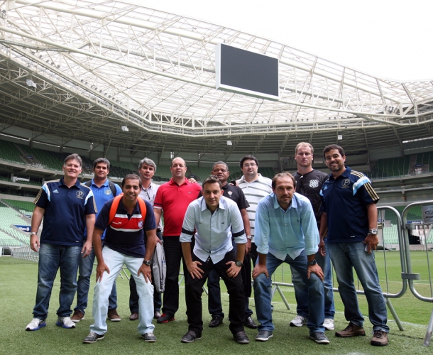Tigre presente em encontro de futebol de base